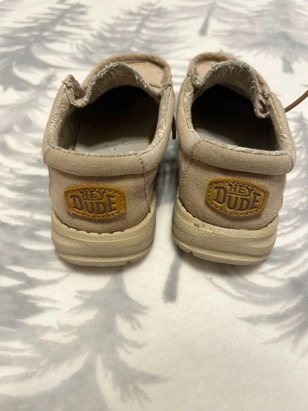 Hey Dude light beige